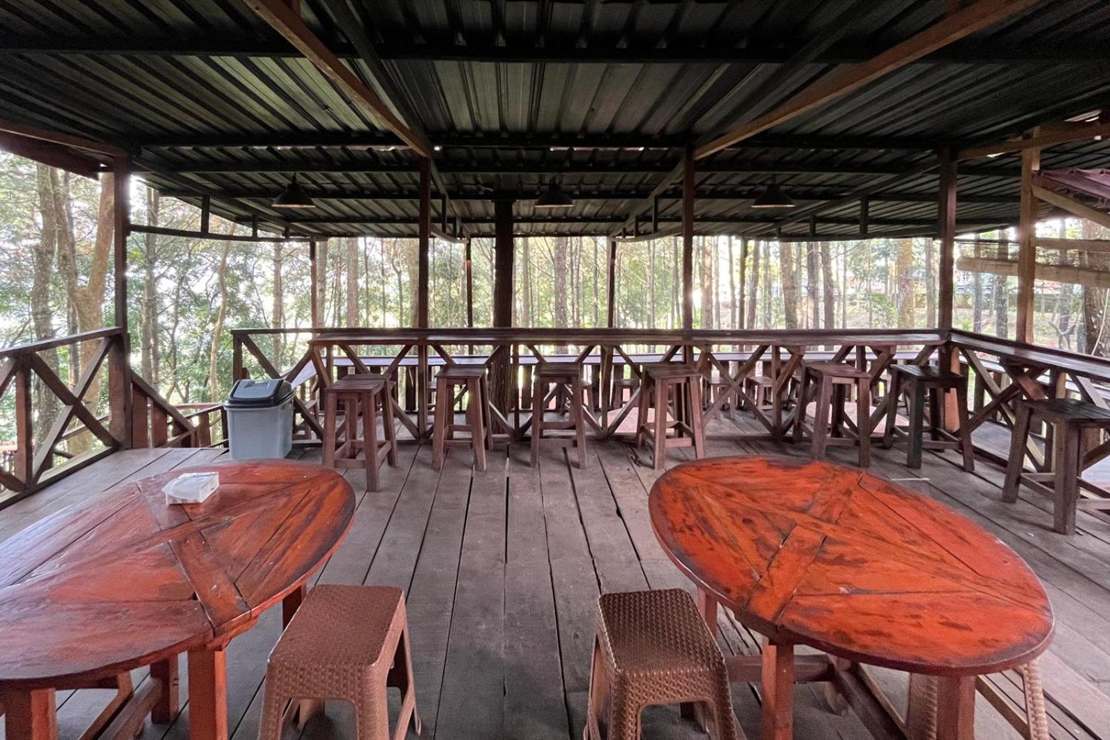 Alas Pacet By Twospaces, Mojokerto Extérieur photo
